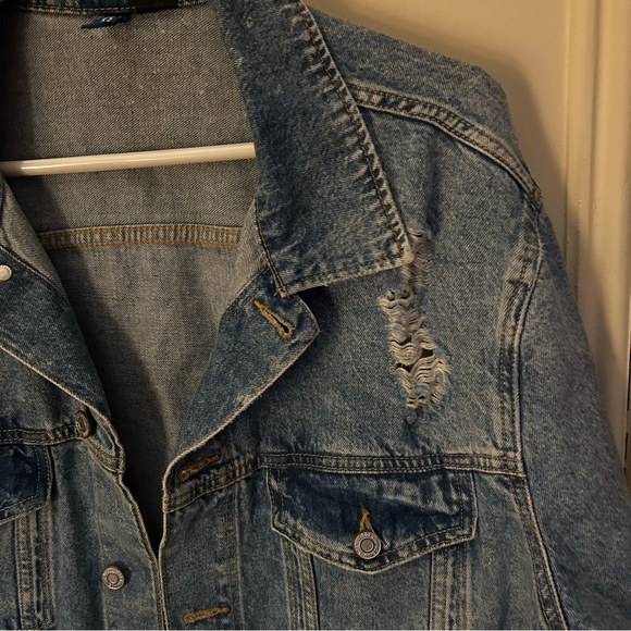 H&M Denim Jean Jacket Size M Men’s Distressed - Picture 3 of 5